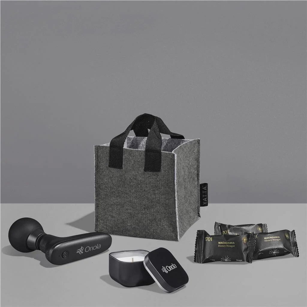 Lilly White corporate gift product image