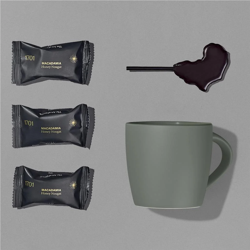 Lilly White corporate gift product image