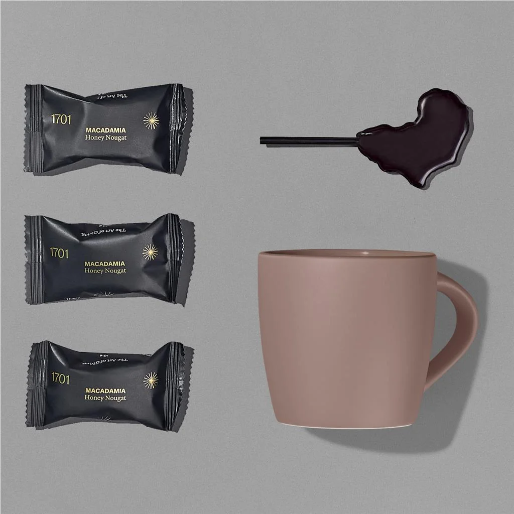 Lilly White corporate gift product image