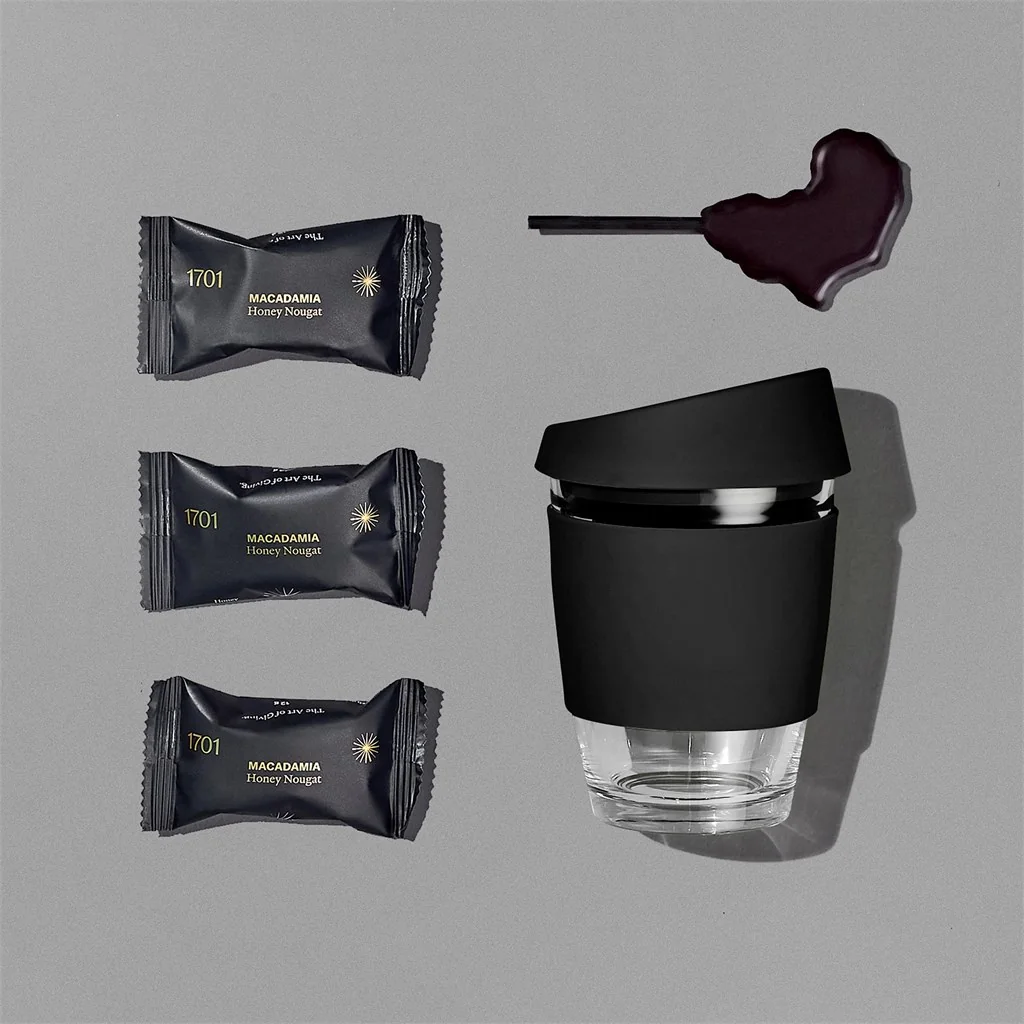 Lilly White corporate gift product image