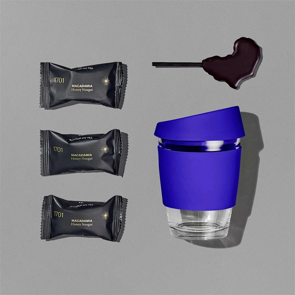 Lilly White corporate gift product image