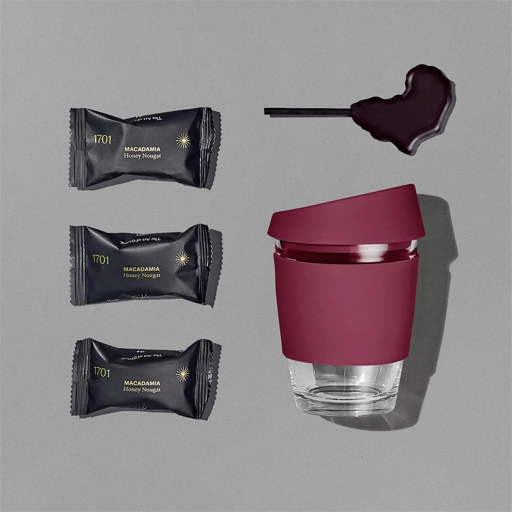 Lilly White corporate gift product image