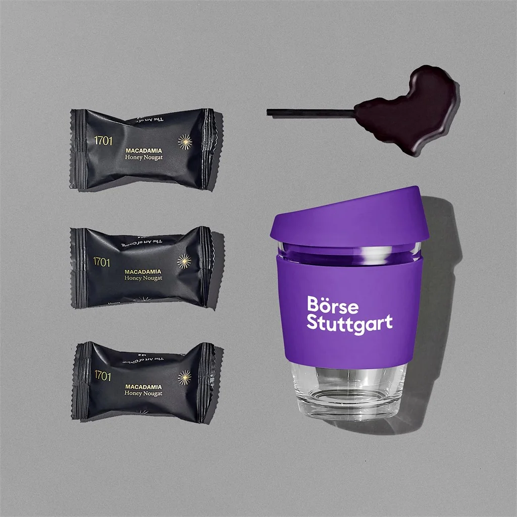 Lilly White corporate gift product image