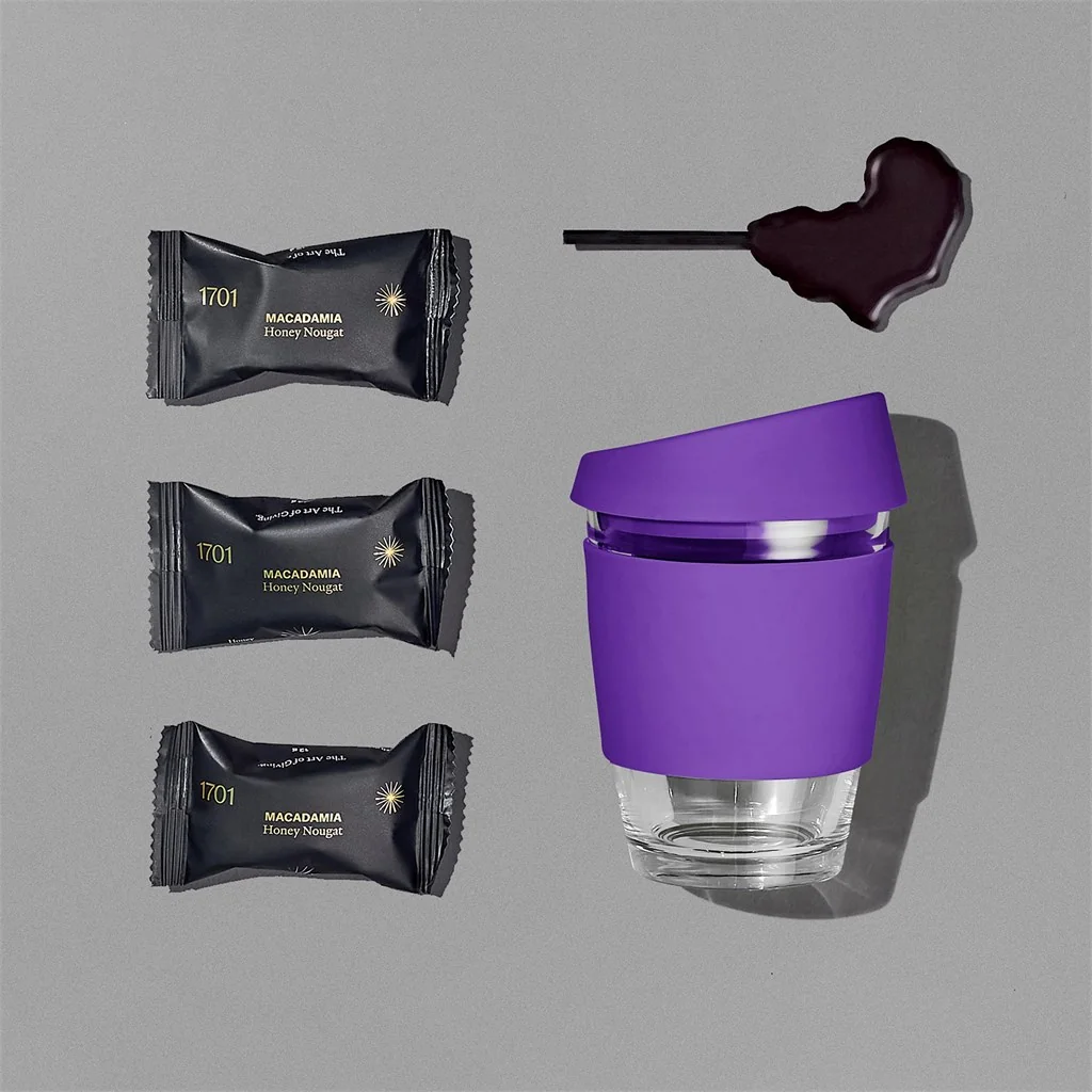 Lilly White corporate gift product image