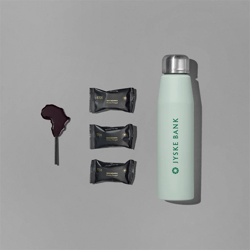 Lilly White corporate gift product image