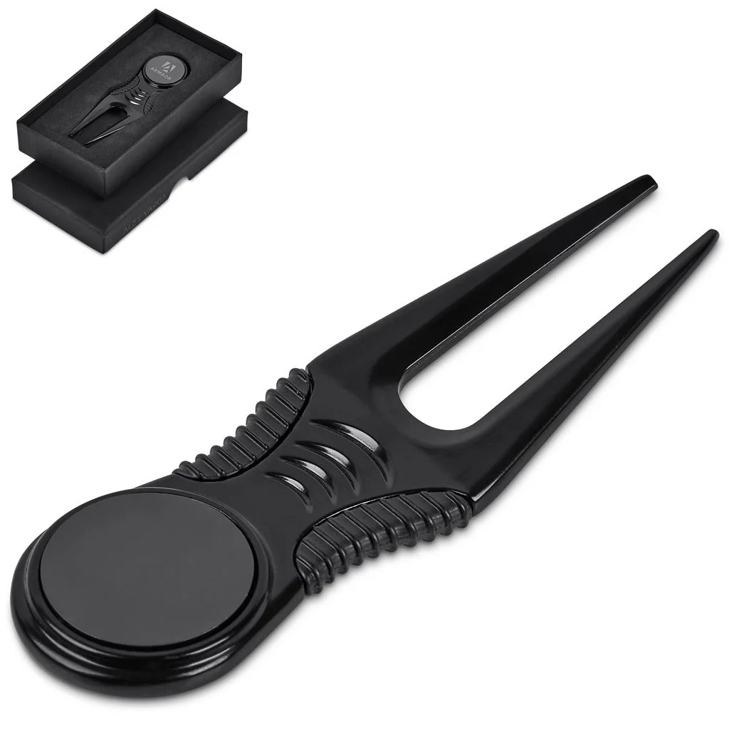 Alex Varga Baltusrol Divot Tool