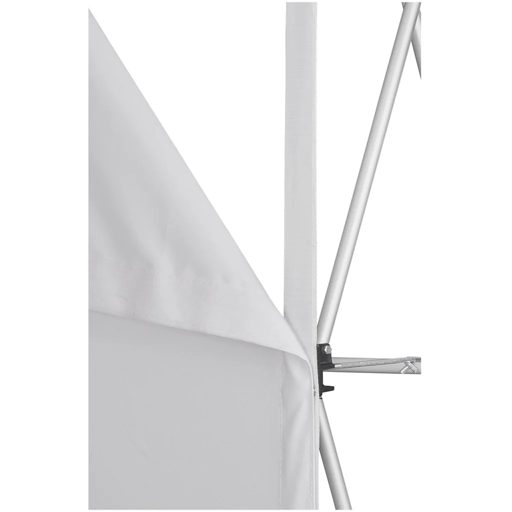 Legend Curved Banner Wall 2.15m x 2.25m