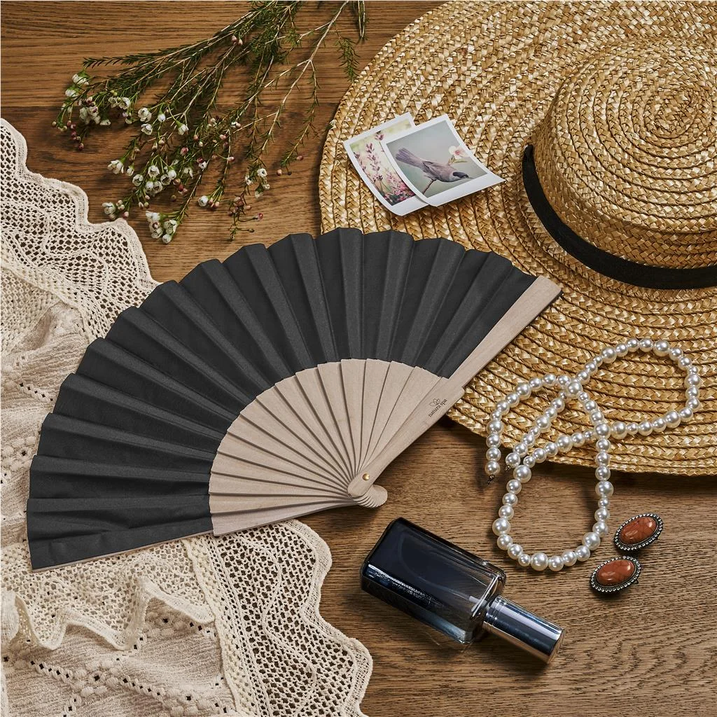 lifestyleImagesWithLogos